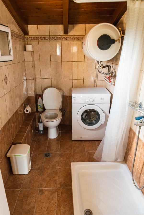 Julia΄S Apartment Alepou Eksteriør billede