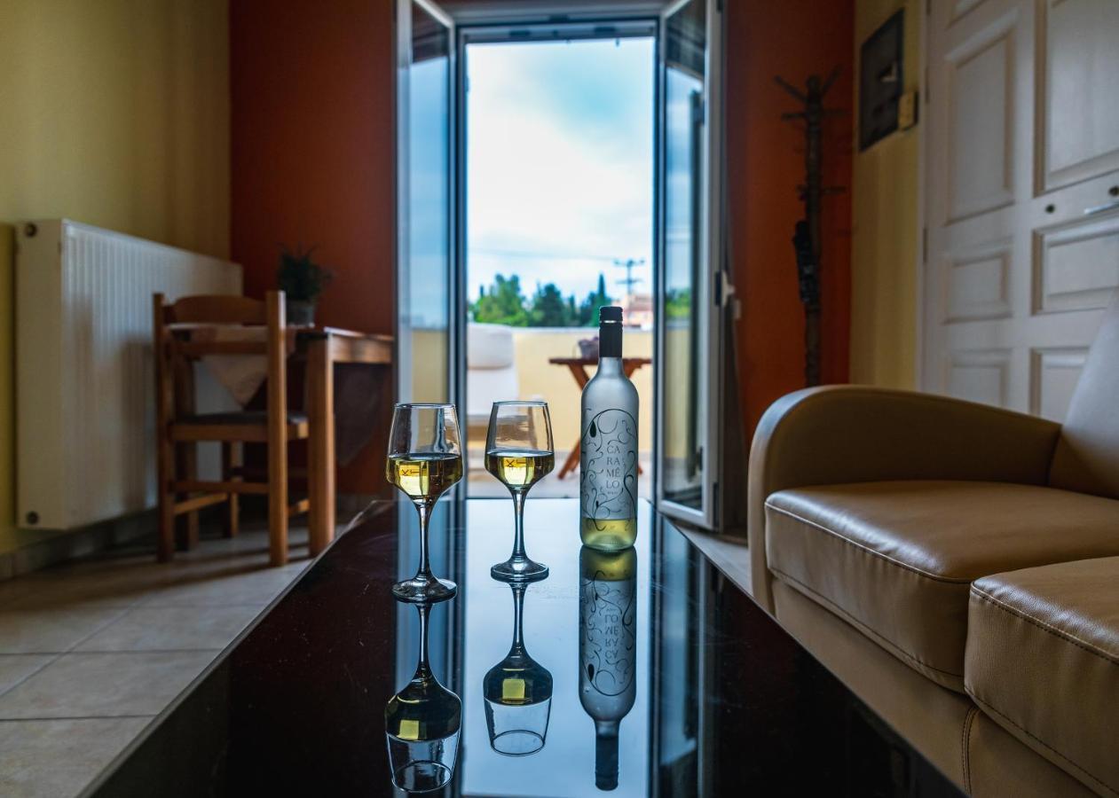 Julia΄S Apartment Alepou Eksteriør billede